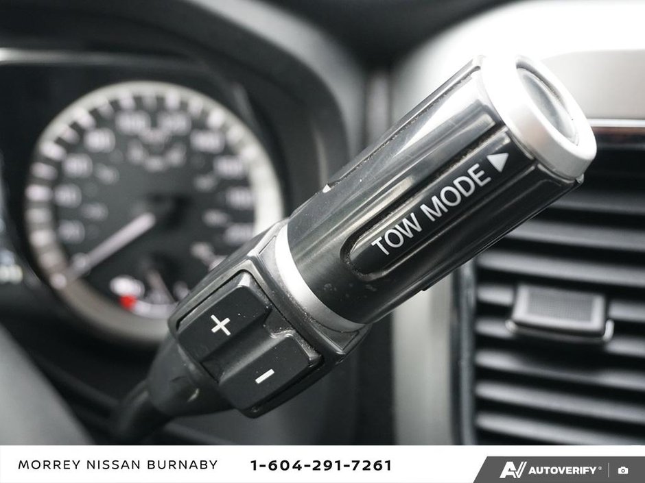 2018 Nissan Titan PRO-4X // CREWCAB-21