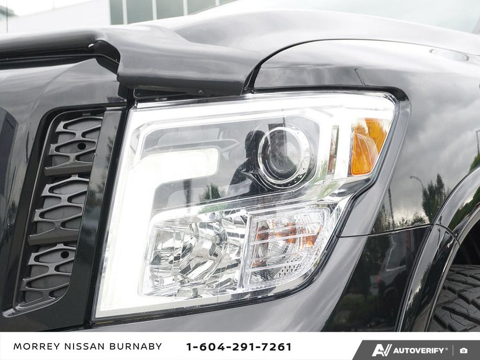 2018 Nissan Titan PRO-4X // CREWCAB-10
