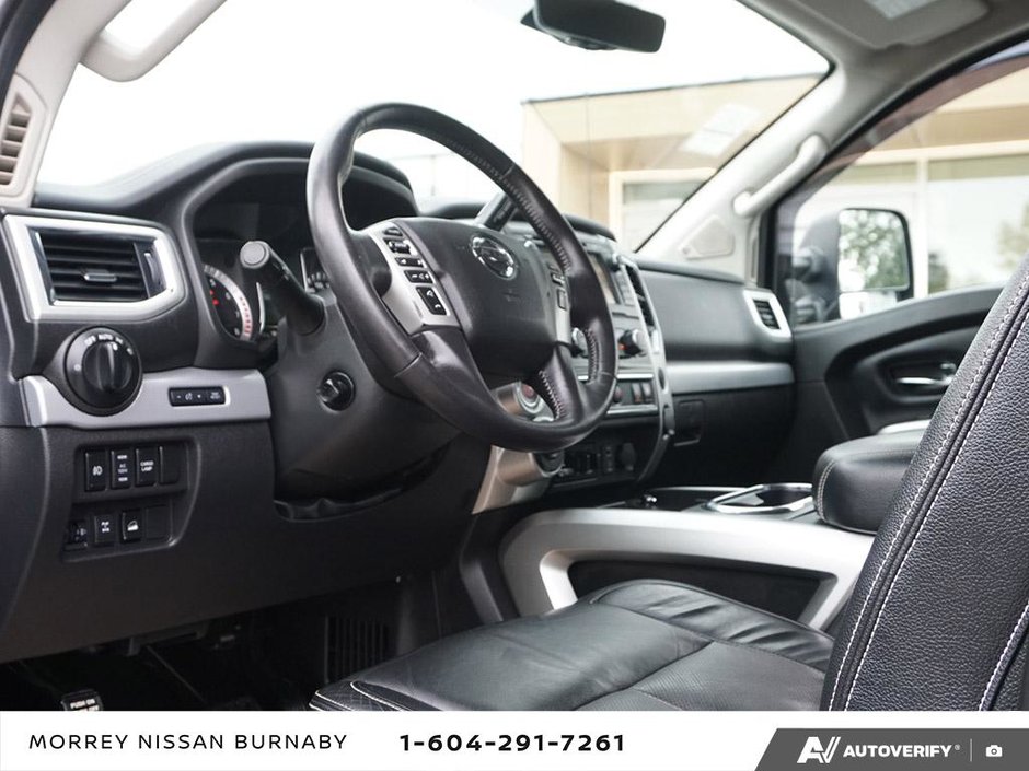 2018 Nissan Titan PRO-4X // CREWCAB-15