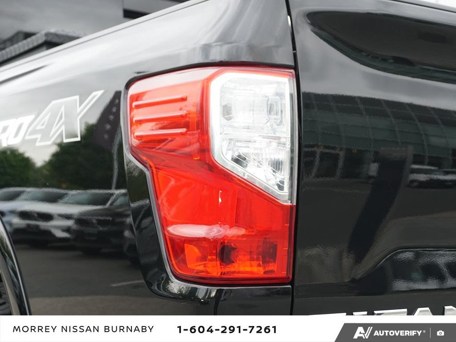 2018 Nissan Titan PRO-4X // CREWCAB-11