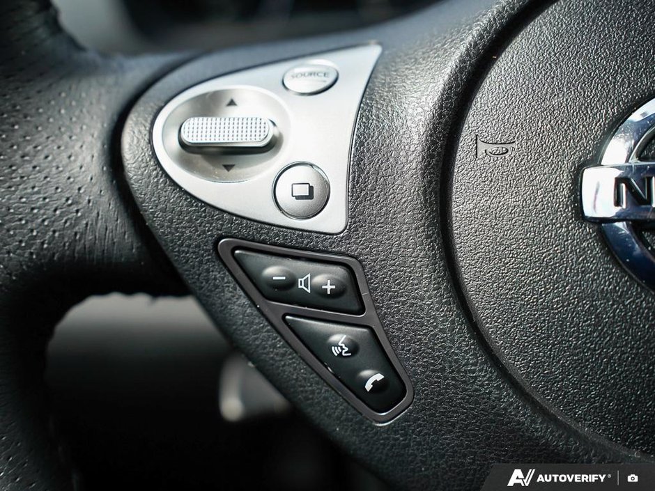 2015 Nissan Versa Note SR-10