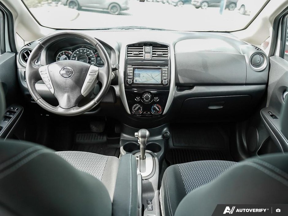 2017 Nissan Versa Note SL-17