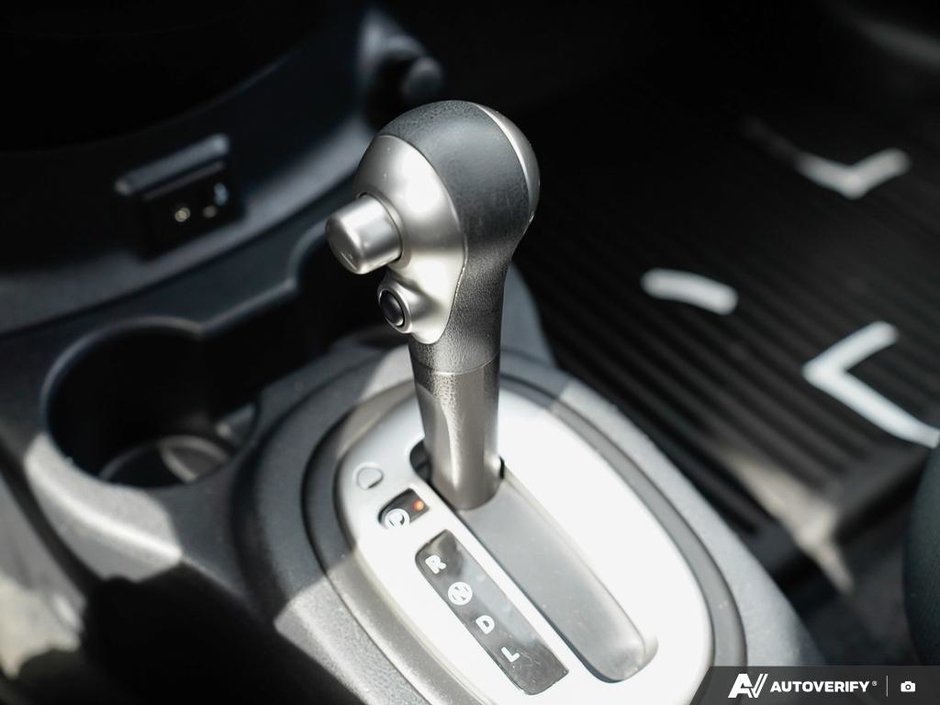 2017 Nissan Versa Note SL-11