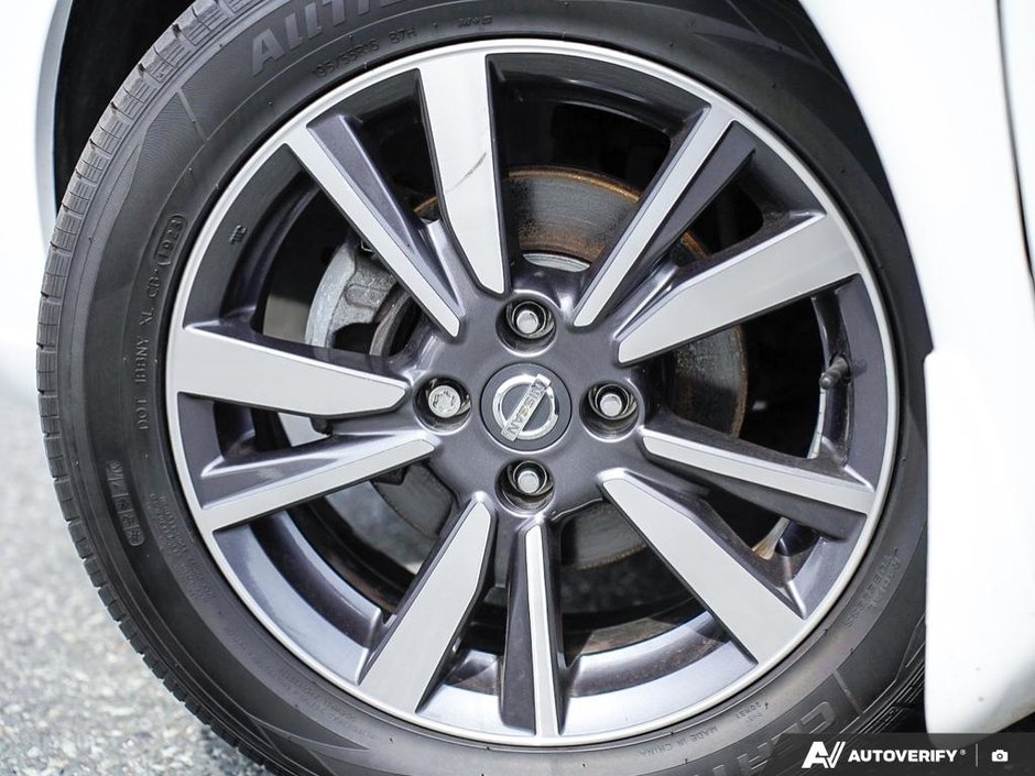 2017 Nissan Versa Note SL-20