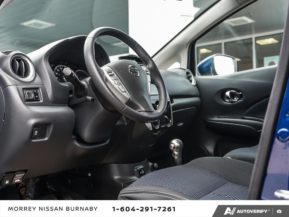 2019 Nissan Versa Note SV CVT // 2.99% FINANCING-15