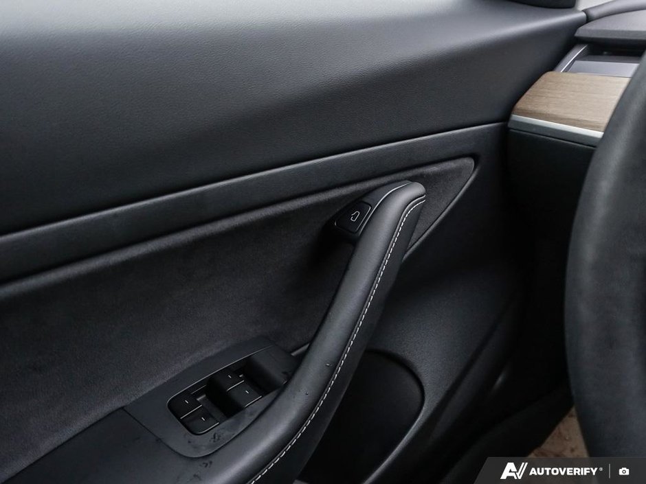 2021 Tesla Model 3 LOW KMS // JUST INSPECTED-11