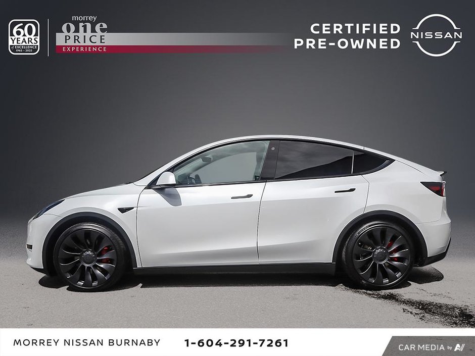 2022 Tesla Model Y PERFORMANCE MODEL-3