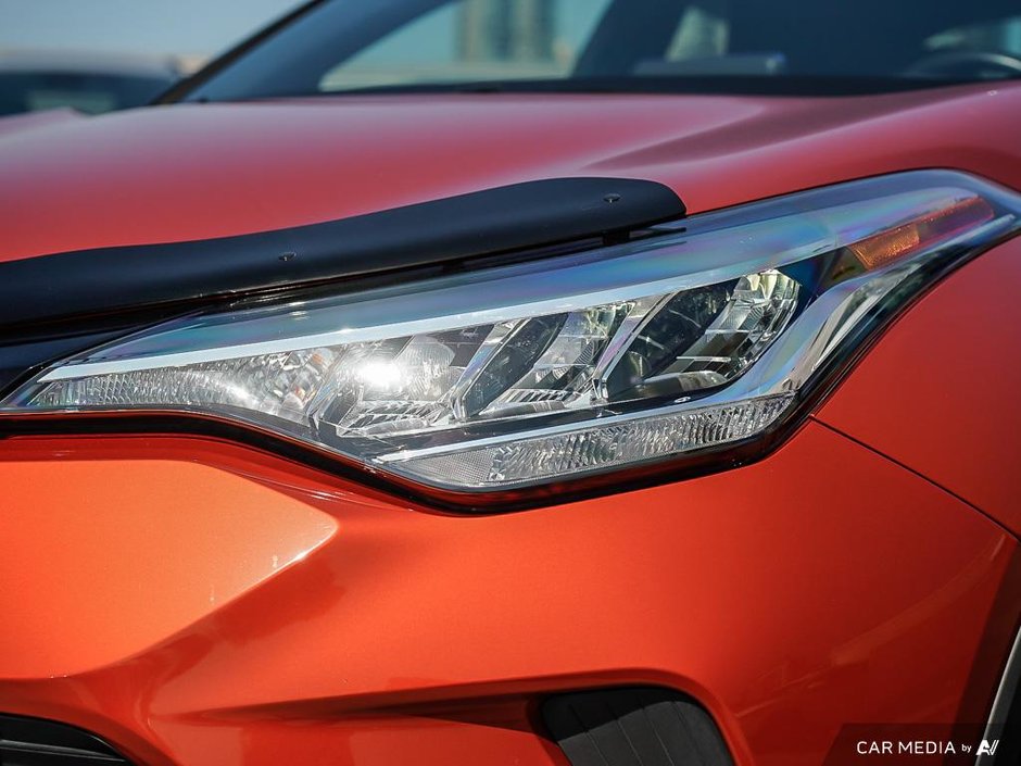 2020 Toyota C-HR XLE PREMIUM-24