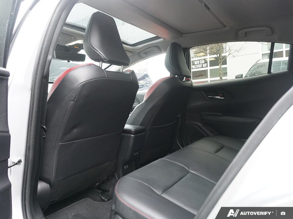 2024 Toyota Prius Prime XSE // NO ACCIDENTS-5