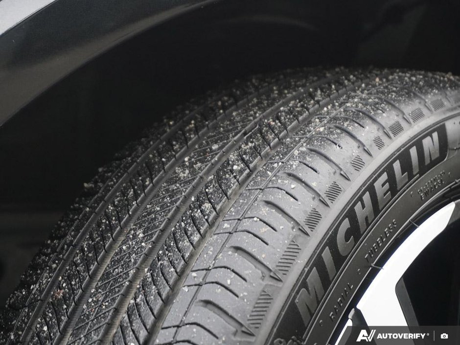 2024 Toyota Prius Prime XSE // NO ACCIDENTS-20