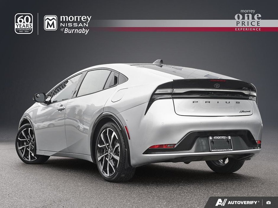 2024 Toyota Prius Prime XSE // NO ACCIDENTS-3