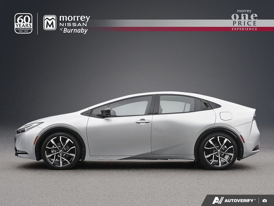 2024 Toyota Prius Prime XSE // NO ACCIDENTS-2