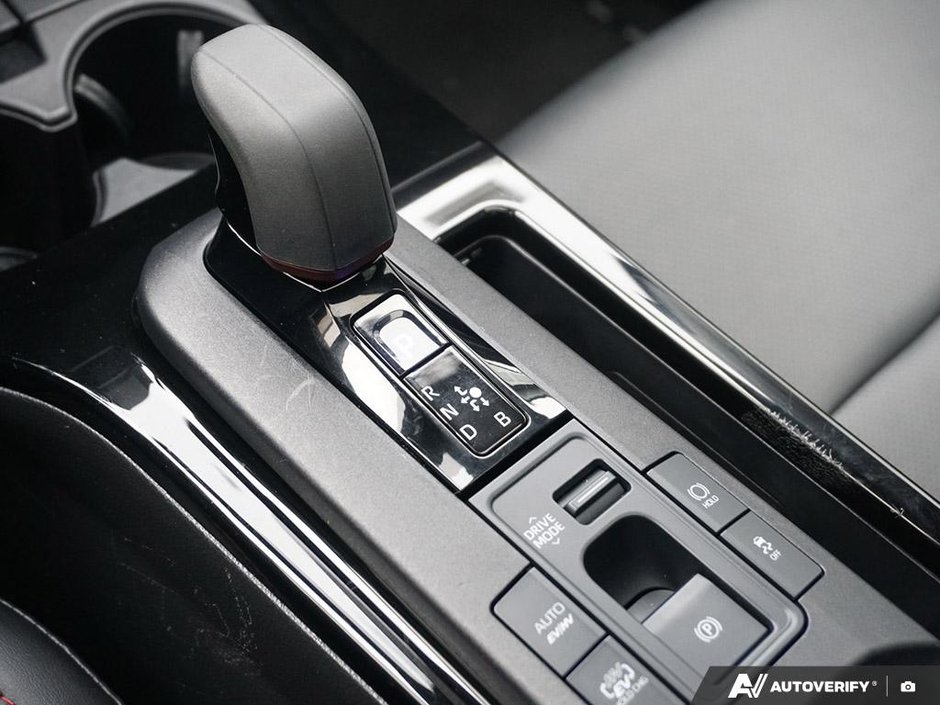 2024 Toyota Prius Prime XSE // NO ACCIDENTS-16