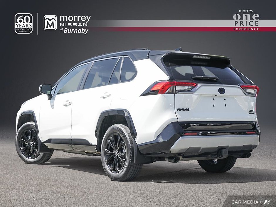 2022 Toyota RAV4 HYBRID XSE-3