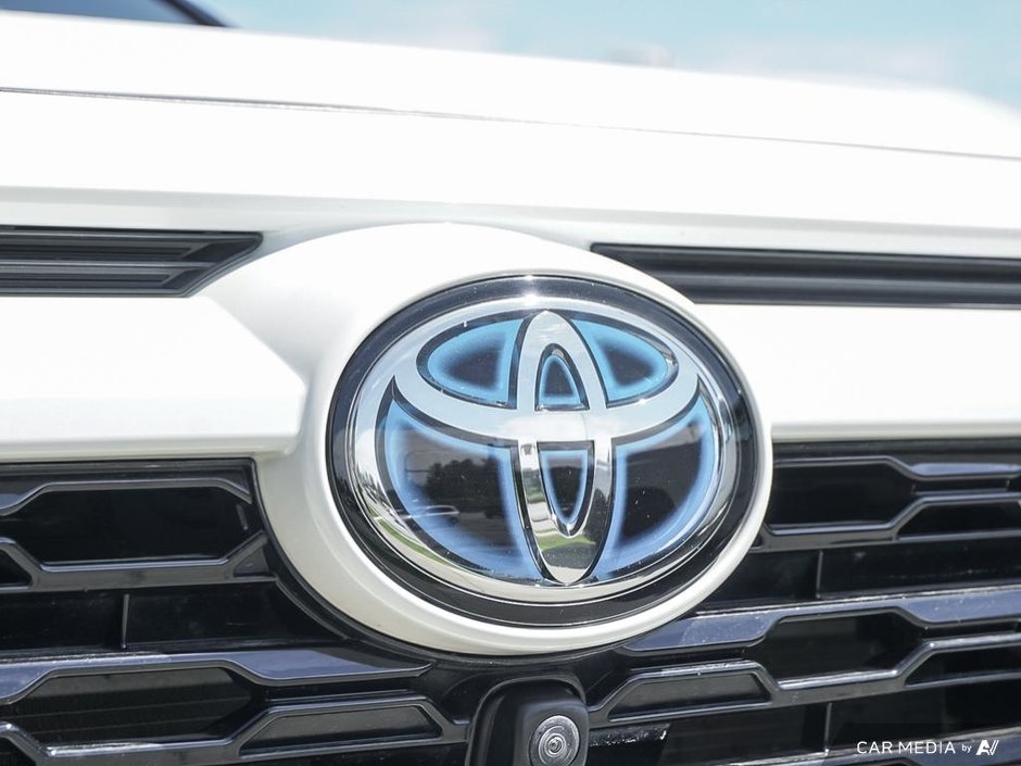 2022 Toyota RAV4 HYBRID XSE-22