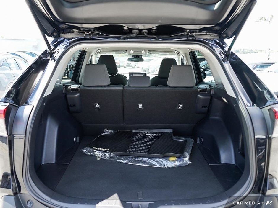 2022 Toyota RAV4 LE AWD-25