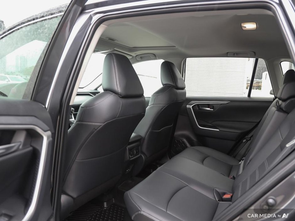 2025 Toyota RAV4 HYBRID XLE PREMIUM-16