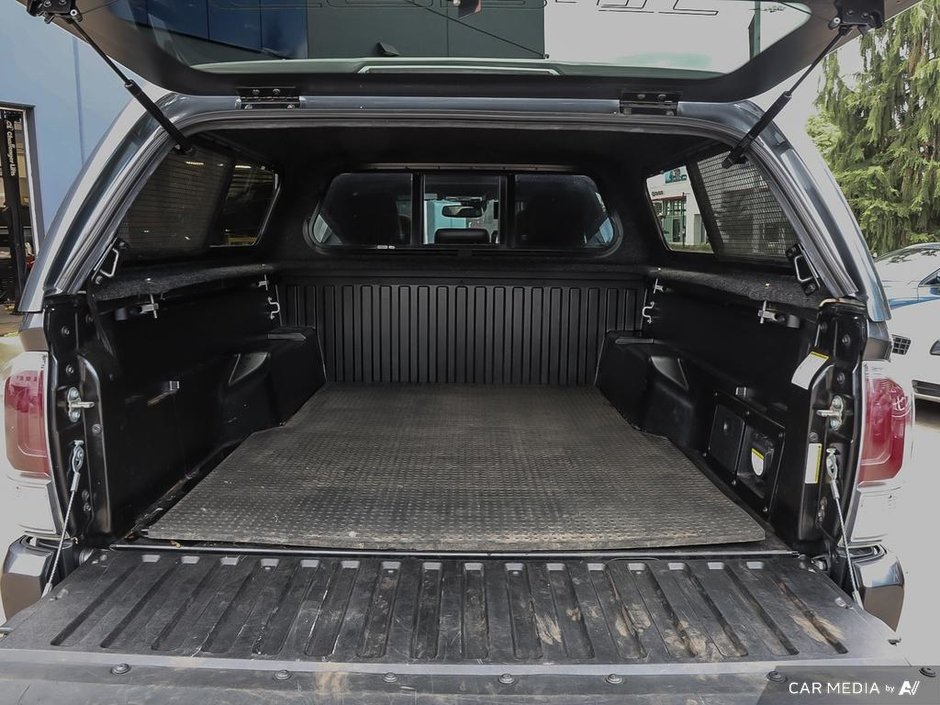 2020 Toyota Tacoma DOUBLE CAB TRD OFFROAD-24