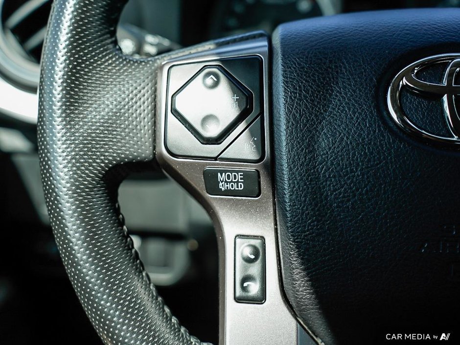 2022 Toyota Tacoma TRAIL EDITION // SUPER CLEAN-10