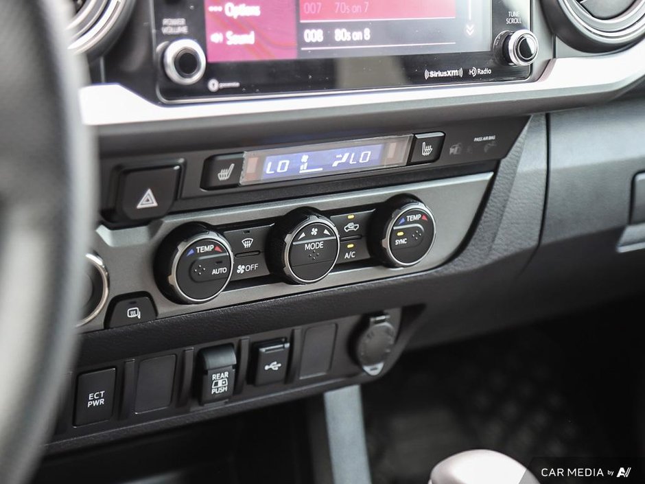 2022 Toyota Tacoma TRD SPORT 4X4-12