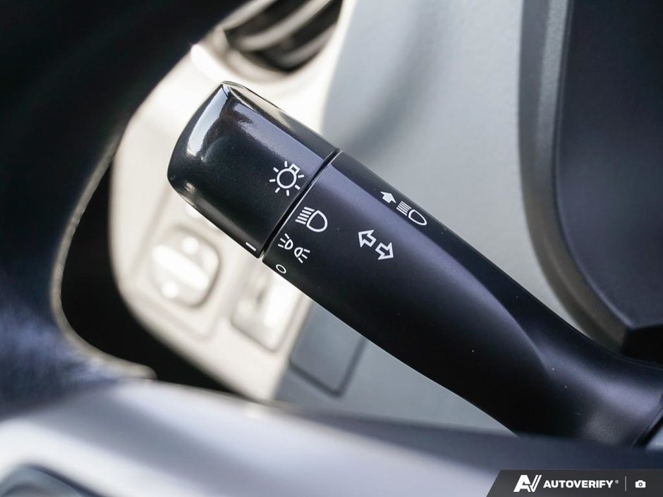 2017 Toyota Yaris LE // SALE PRICED-10