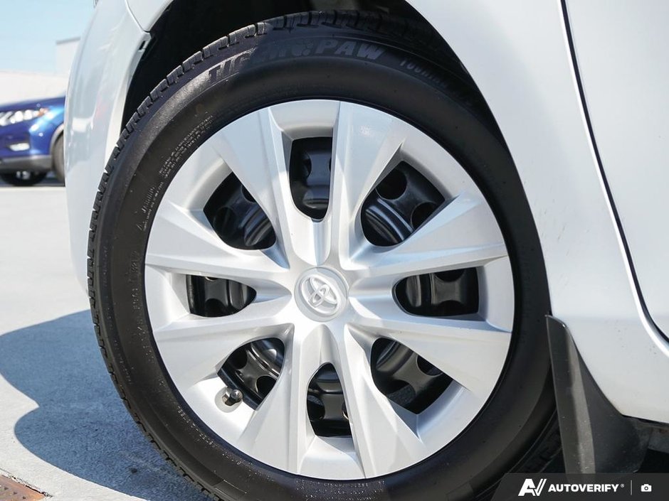 2017 Toyota Yaris LE // SALE PRICED-18