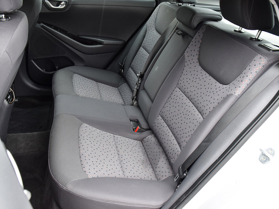 2019 Hyundai Ioniq Electric PREFERRED-21