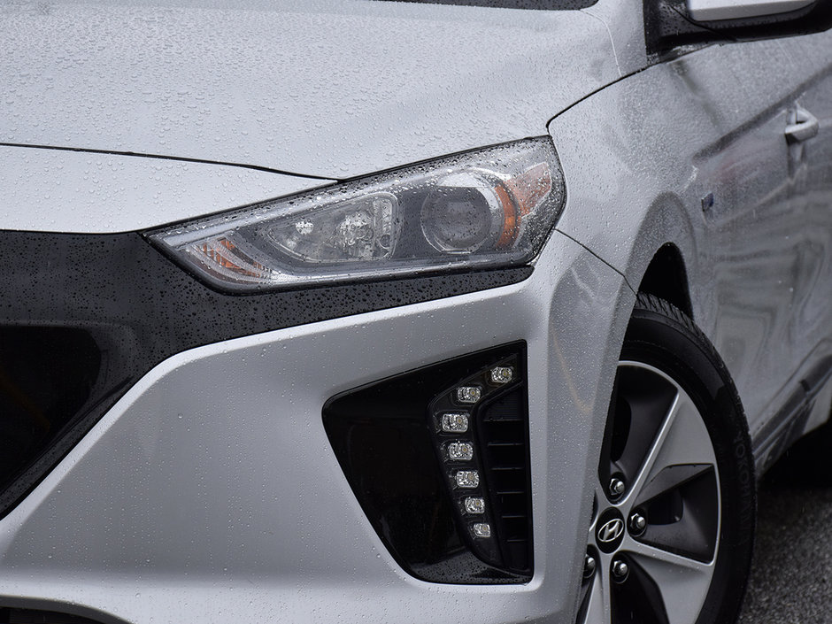 2019 Hyundai Ioniq Electric PREFERRED-29