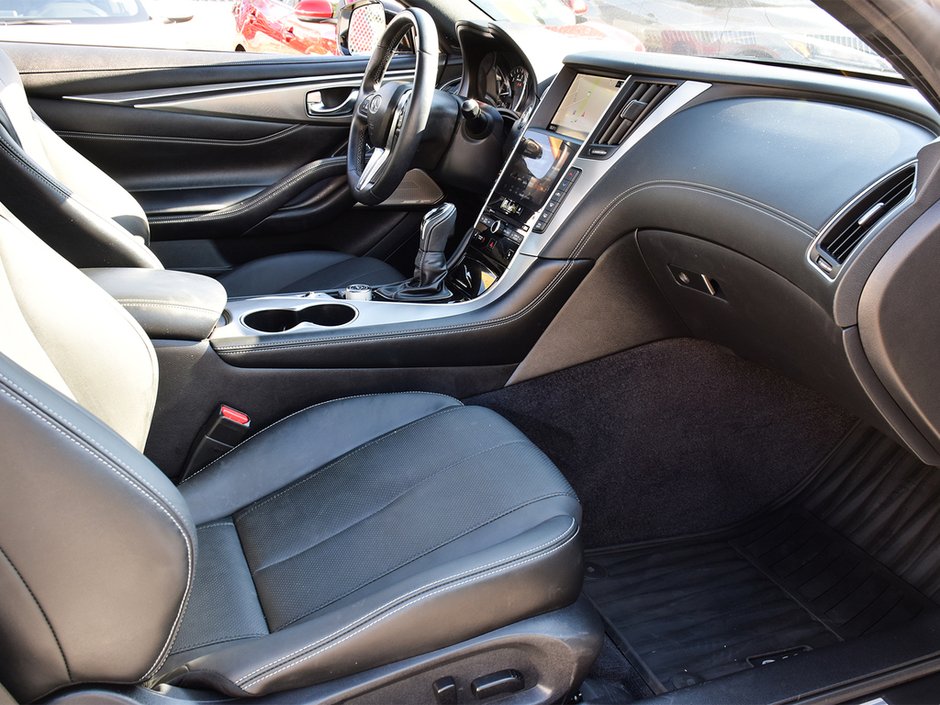 2021 Infiniti Q60 LUXE AWD MORREY CERTIFIED PRE OWNED-10