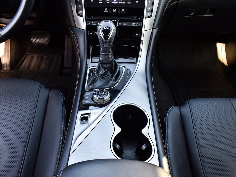 2021 Infiniti Q60 LUXE AWD MORREY CERTIFIED PRE OWNED-19