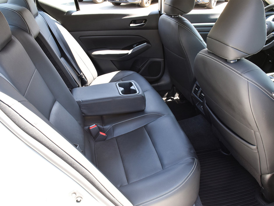 2024 Nissan Altima PLATINUM NISSAN CERTIFIED PRE OWNED-23