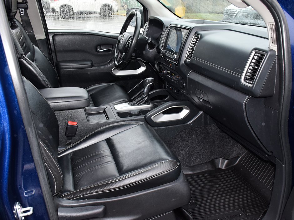 2023 Nissan Frontier CREW CAB SV 4x4  NISSAN CANADA CERTIFIED PRE OWNED-11