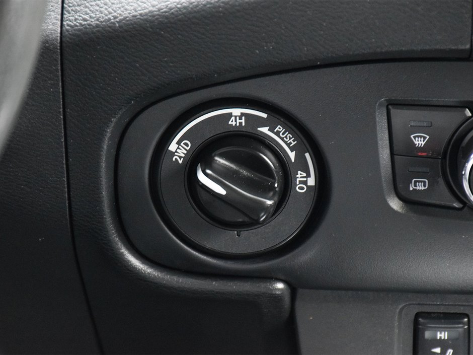 2023 Nissan Frontier CREW CAB SV 4x4  NISSAN CANADA CERTIFIED PRE OWNED-20