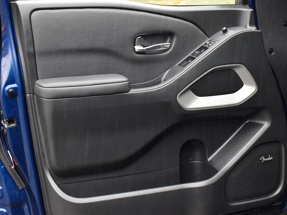 2023 Nissan Frontier CREW CAB SV 4x4  NISSAN CANADA CERTIFIED PRE OWNED-25