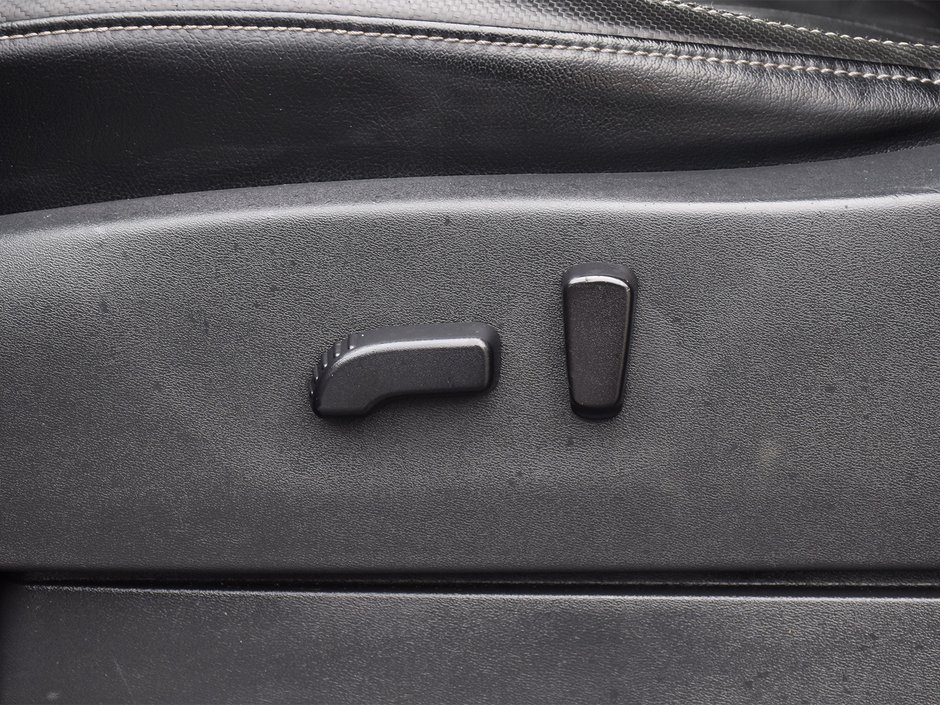 2023 Nissan Frontier CREW CAB SV 4x4  NISSAN CANADA CERTIFIED PRE OWNED-10