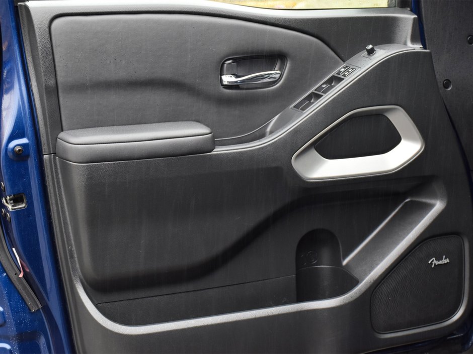 2023 Nissan Frontier CREW CAB SV 4x4  NISSAN CANADA CERTIFIED PRE OWNED-25