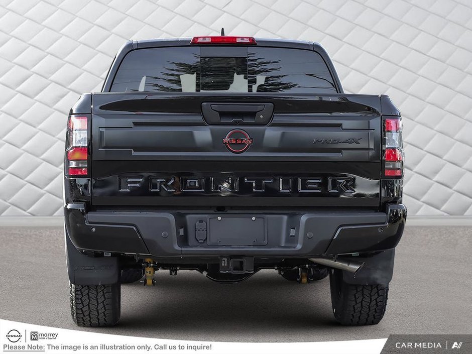 2025 Nissan Frontier PRO-4X Luxury-4