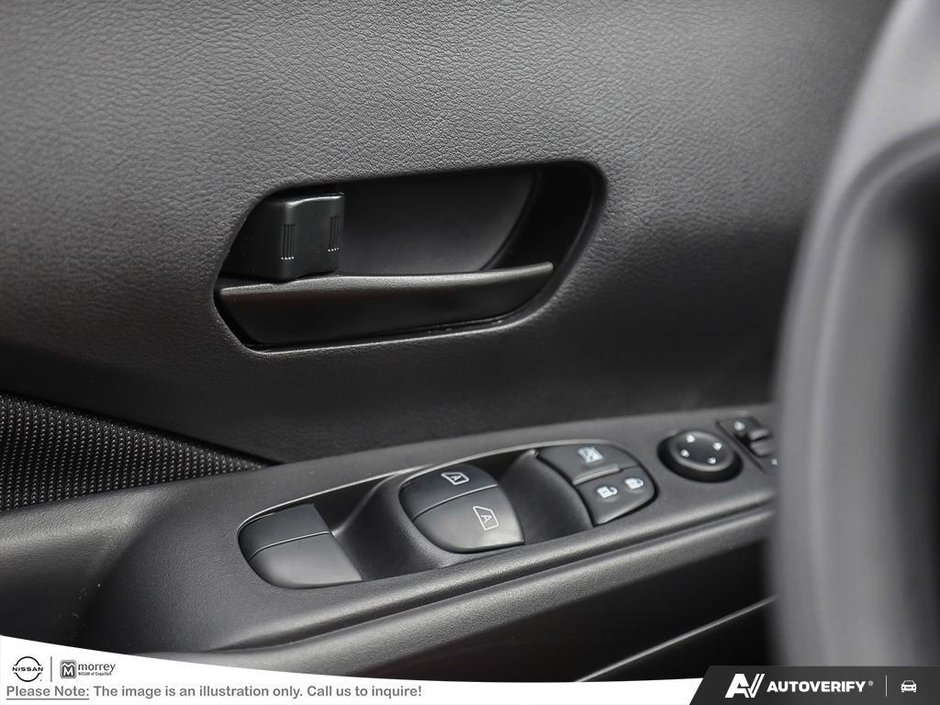 2025 Nissan Kicks Play S-14