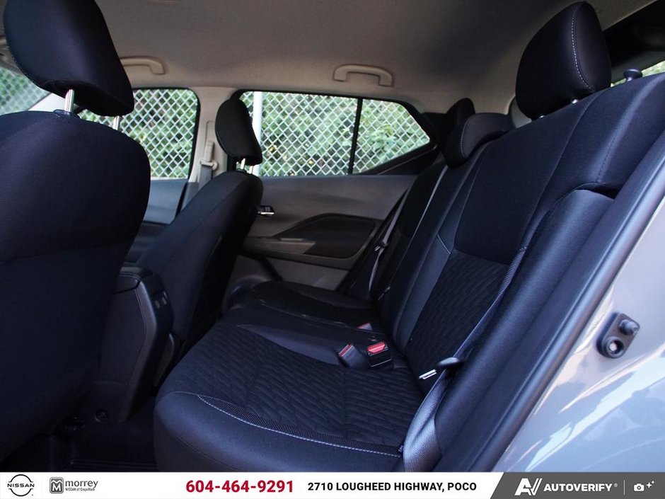 2025 Nissan Kicks Play SV NISSAN CANADA CERTIFIED PRE OWNED-12
