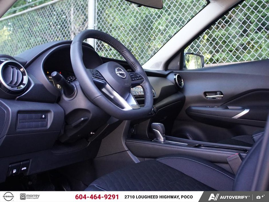 2025 Nissan Kicks Play SV NISSAN CANADA CERTIFIED PRE OWNED-14