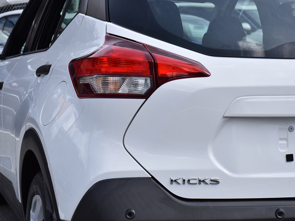2020 Nissan Kicks S NISSAN CERTIFIED PRE OWNED-27
