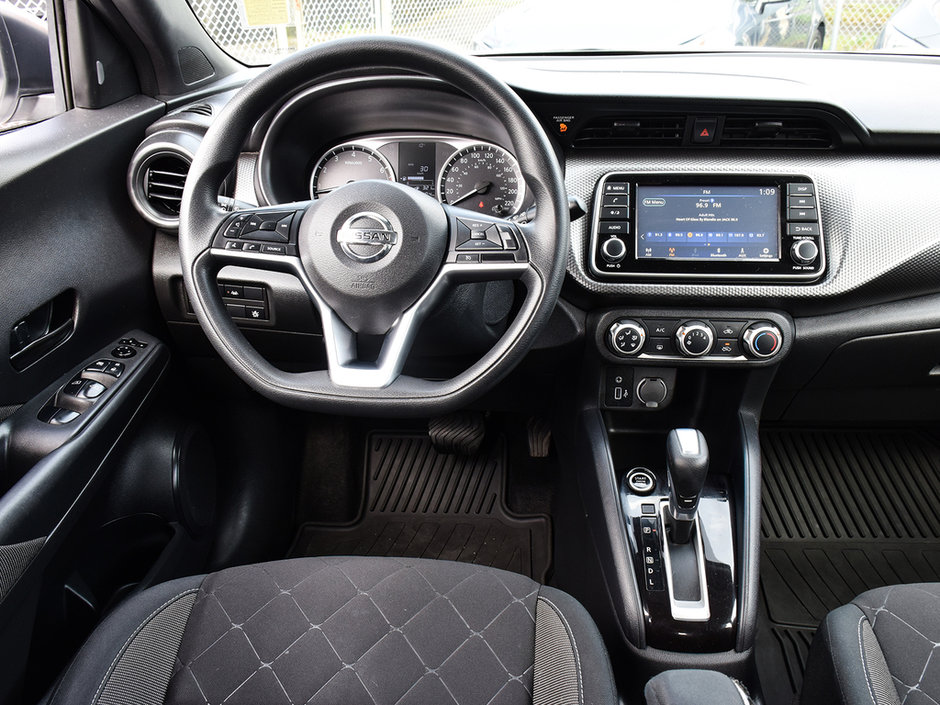 2020 Nissan Kicks S NISSAN CERTIFIED PRE OWNED-16