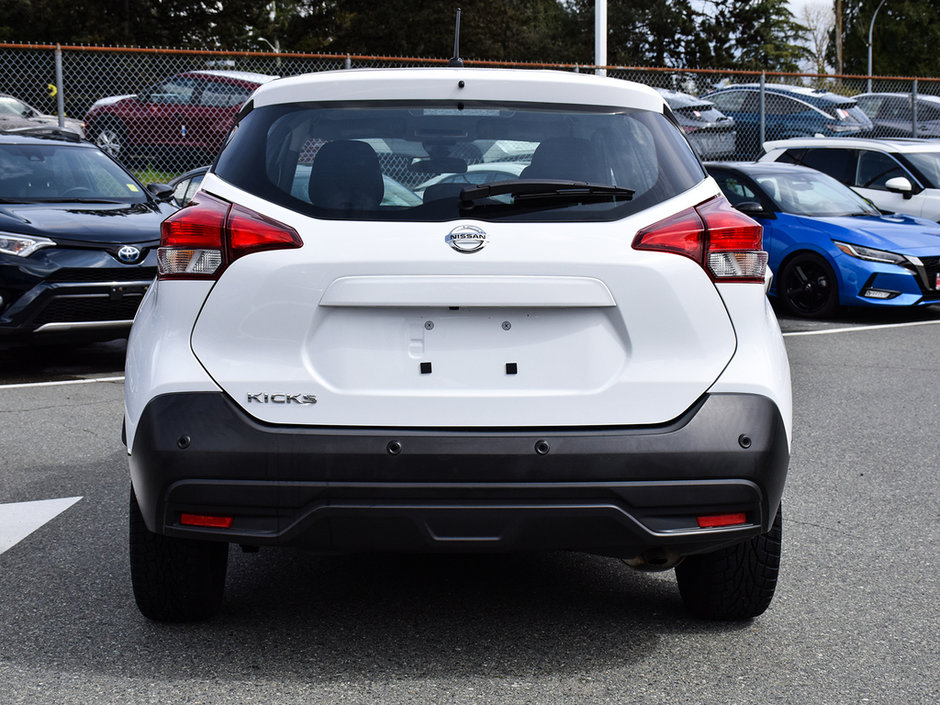 2020 Nissan Kicks S NISSAN CERTIFIED PRE OWNED-4