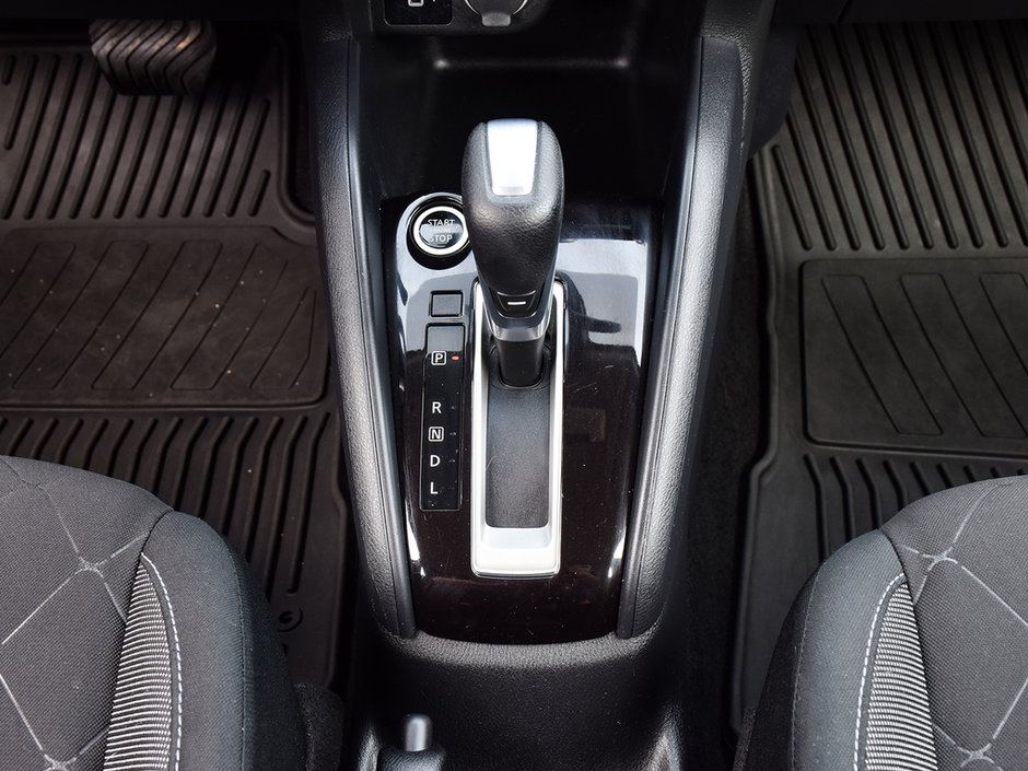 2020 Nissan Kicks S NISSAN CERTIFIED PRE OWNED-18