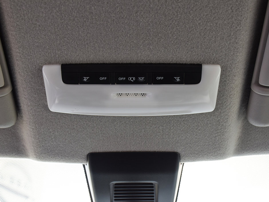 2020 Nissan Kicks S NISSAN CERTIFIED PRE OWNED-21