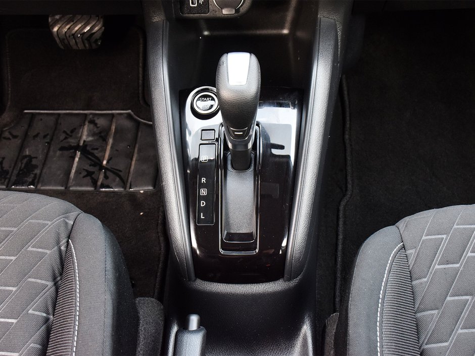 2022 Nissan Kicks S NISSAN CERTIFIED PRE OWNED-19