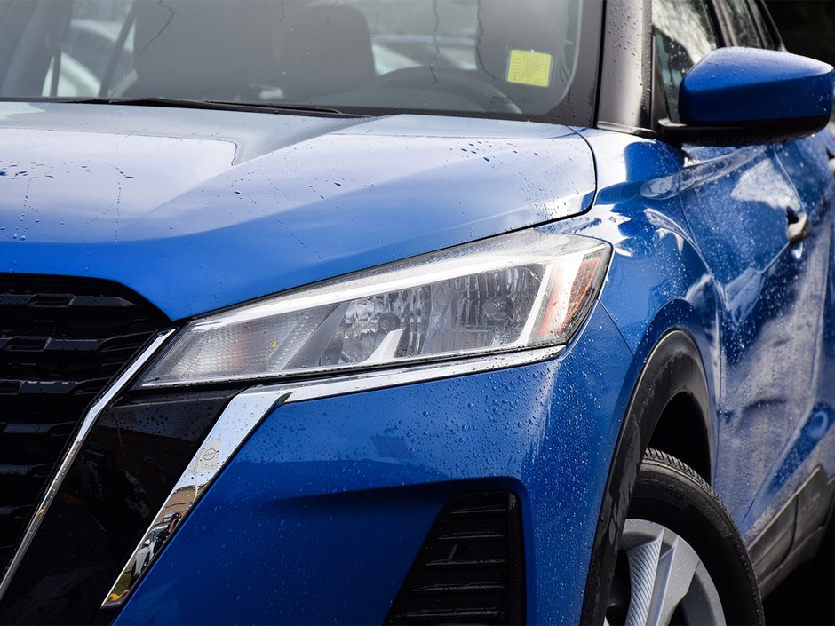 2022 Nissan Kicks S NISSAN CERTIFIED PRE OWNED-28