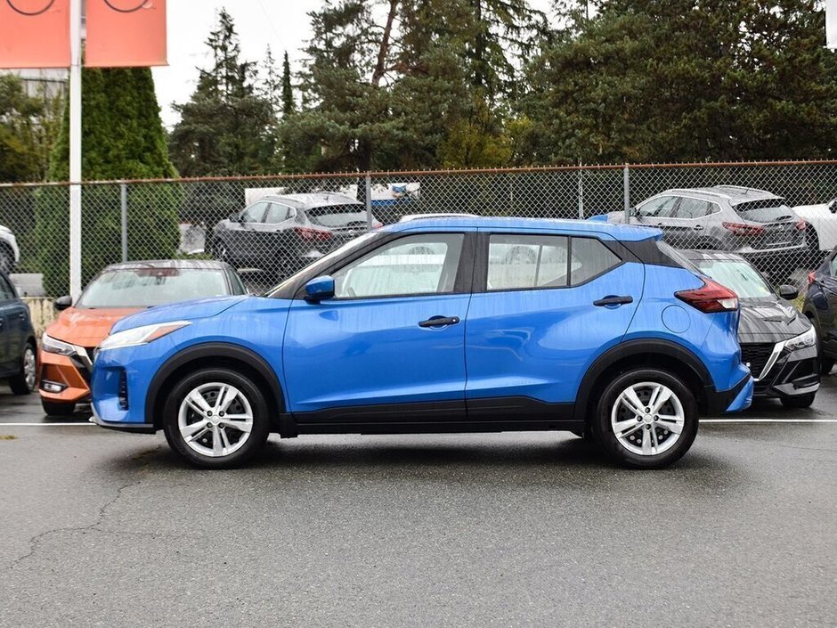 2023 Nissan KICKS S NISSAN CERTIFIED PRE OWNED-1