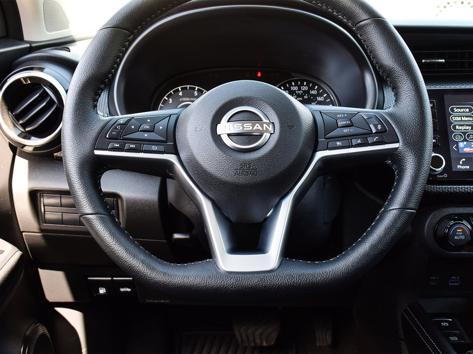 2023 Nissan Kicks SV NISSAN CERTIFIED PRE OWNED-12