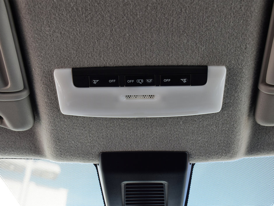 2023 Nissan Kicks SV NISSAN CERTIFIED PRE OWNED-21
